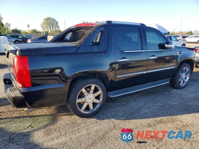 Trzecie zdjęcie samochodu z tyłu: 2013 CADILLAC ESCALADE EXT LUXURY VIN:3GYT4MEF6DG187035 - miniatura
