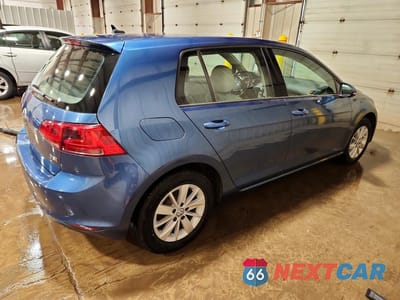 Trzecie zdjęcie samochodu z tyłu: 2017 VOLKSWAGEN GOLF S VIN:3VW217AU2HM022524 - miniatura