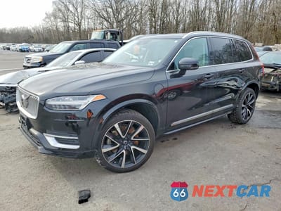 2021 VOLVO XC90 T8 RECHARGE MOMENTUM YV4BR00K2M1693067 - główne zdjęcie licytacji z USA - miniatura