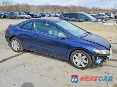 Czwarte zdjęcie samochodu z boku: 2009 HONDA CIVIC LX VIN:2HGFG12659H502476 - miniatura