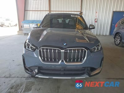 Piąte zdjęcie samochodu w środku: 2023 BMW X1 XDRIVE28I VIN:WBX73EF09P5W12465 - miniatura