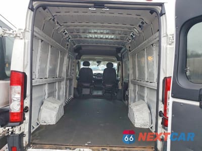 Zdjęcie 10 z 14 samochodu: 2015 RAM PROMASTER 3500 3500 HIGH VIN:3C6URVJG9FE520401 - miniatura