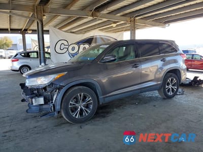 2019 TOYOTA HIGHLANDER LE 5TDZZRFH7KS298190 - główne zdjęcie licytacji z USA - miniatura