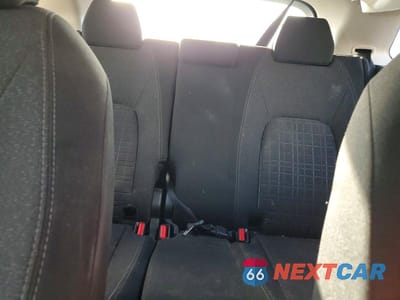 Zdjęcie 10 z 13 samochodu: 2025 HONDA HR-V LX VIN:3CZRZ1H35SM722088 - miniatura