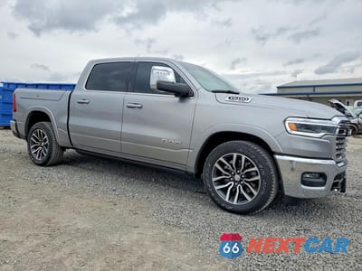 Czwarte zdjęcie samochodu z boku: 2025 RAM 1500 LIMITED VIN:1C6SRFHP7SN526836 - miniatura