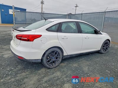 Trzecie zdjęcie samochodu z tyłu: 2017 FORD FOCUS SEL VIN:1FADP3H21HL207386 - miniatura