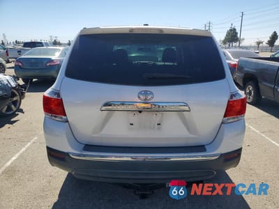 Zdjęcie 6 z 12 samochodu: 2011 TOYOTA HIGHLANDER VIN:5TDZA3EH2BS012414 - miniatura