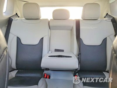 Zdjęcie 10 z 12 samochodu: 2019 JEEP COMPASS LIMITED VIN:3C4NJCCB3KT769308 - miniatura