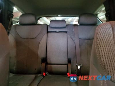 Zdjęcie 10 z 12 samochodu: 2019 HYUNDAI SANTA FE SE 2.4L VIN:5NMS2CAD4KH115175 - miniatura