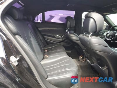 Zdjęcie 10 z 12 samochodu: 2015 MERCEDES-BENZ S 550 VIN:WDDUG8CB7FA103093 - miniatura