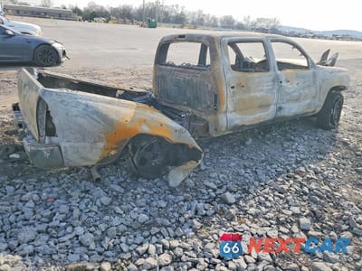 Trzecie zdjęcie samochodu z tyłu: 2007 TOYOTA TACOMA V6 VIN:3TMMU52N97M004809 - miniatura