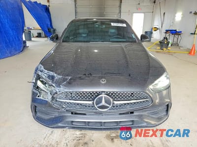 Piąte zdjęcie samochodu w środku: 2022 MERCEDES-BENZ C 300 VIN:W1KAF4GB3NR018115 - miniatura