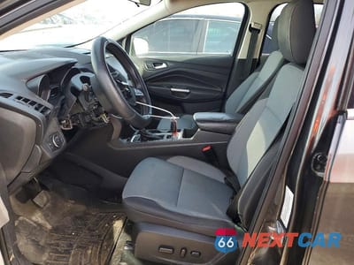 Zdjęcie 7 z 13 samochodu: 2018 FORD ESCAPE SE VIN:1FMCU0GD2JUB07227 - miniatura