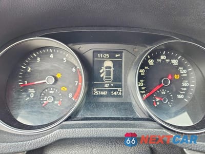 Zdjęcie 9 z 13 samochodu: 2016 VOLKSWAGEN PASSAT SE VIN:1VWBT7A33GC028625 - miniatura
