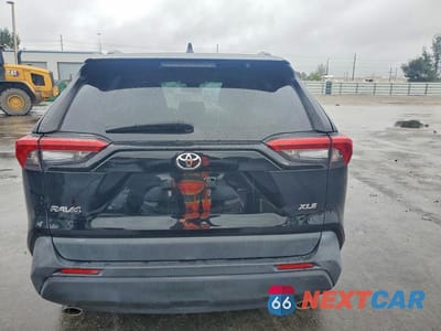 Zdjęcie 6 z 11 samochodu: 2020 TOYOTA RAV4 XLE VIN:2T3W1RFV7LC050989 - miniatura