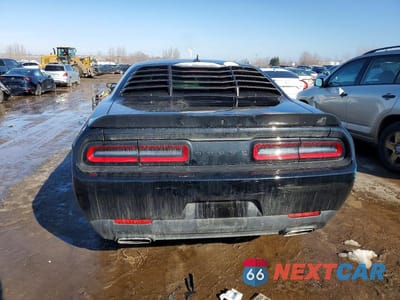 Zdjęcie 6 z 12 samochodu: 2023 DODGE CHALLENGER SXT VIN:2C3CDZGG0PH696510 - miniatura