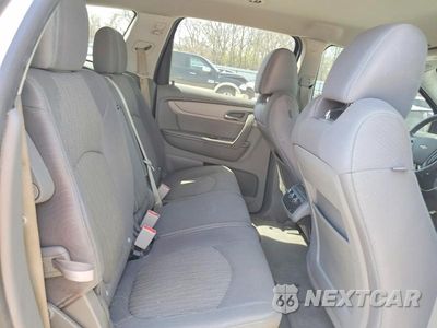 Zdjęcie 11 z 13 samochodu: 2016 CHEVROLET TRAVERSE LS VIN:1GNKRFKD8GJ203957 - miniatura