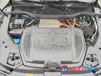 Zdjęcie 12 z 13 samochodu: 2021 AUDI E-TRON PREMIUM VIN:WA1AAAGEXMB021371 - miniatura