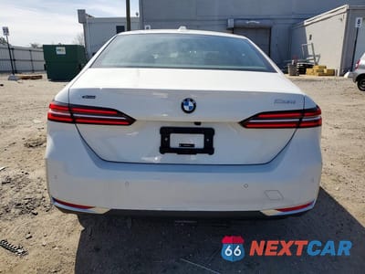 Zdjęcie 6 z 11 samochodu: 2026 BMW 530 XI VIN:WBA53FJ00TCV83104 - miniatura