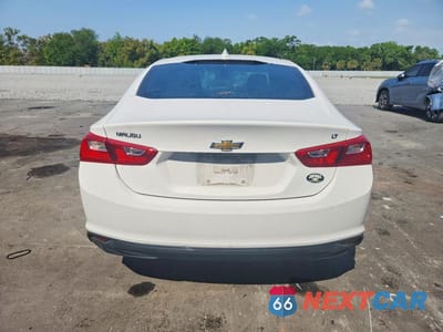 Zdjęcie 6 z 12 samochodu: 2018 CHEVROLET MALIBU LT VIN:1G1ZD5ST1JF163053 - miniatura