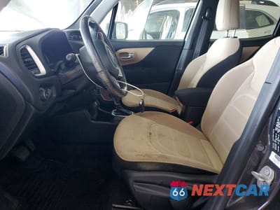 Zdjęcie 7 z 12 samochodu: 2019 JEEP RENEGADE LATITUDE VIN:ZACNJABB9KPJ92360 - miniatura