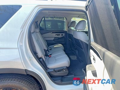 Zdjęcie 6 z 14 samochodu: 2025 HONDA PILOT TOURING VIN:5FNYG1H78SB064992 - miniatura