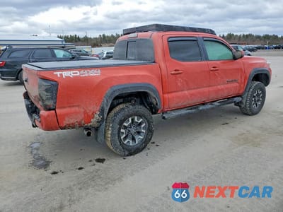 Trzecie zdjęcie samochodu z tyłu: 2017 TOYOTA TACOMA TRD OFF-ROAD VIN:3TMCZ5AN9HM109589 - miniatura