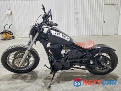 Trzecie zdjęcie samochodu z tyłu: 2006 SUZUKI LS650 P VIN:JS1NP41A262103167 - miniatura