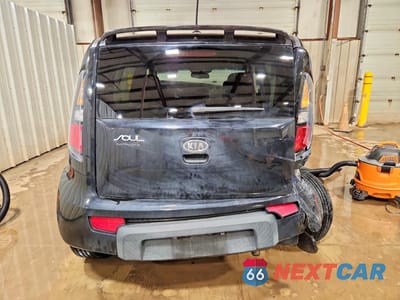 Zdjęcie 6 z 12 samochodu: 2011 KIA SOUL + VIN:KNDJT2A22B7711250 - miniatura