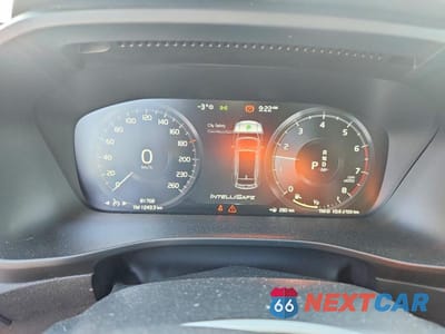 Zdjęcie 9 z 12 samochodu: 2021 VOLVO XC40 T5 MOMENTUM VIN:YV4162UK1M2537297 - miniatura