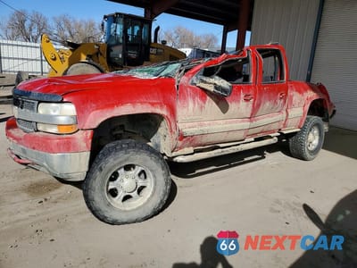 2002 CHEVROLET SILVERADO K2500 HEAVY DUTY 1GCHK23G12F102747 - główne zdjęcie licytacji z USA - miniatura