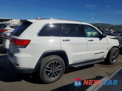 Trzecie zdjęcie samochodu z tyłu: 2018 JEEP GRAND CHEROKEE LIMITED VIN:1C4RJEBG3JC145108 - miniatura