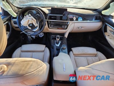 Zdjęcie 8 z 12 samochodu: 2018 BMW 330 XI VIN:WBA8D9C51JEM33086 - miniatura