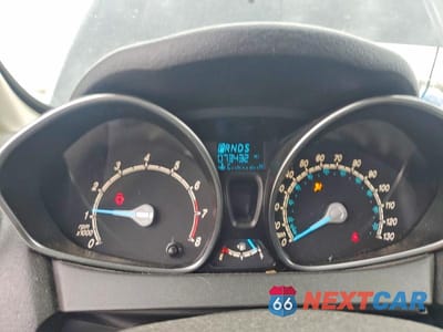 Zdjęcie 9 z 12 samochodu: 2019 FORD FIESTA SE VIN:3FADP4EJ6KM102981 - miniatura