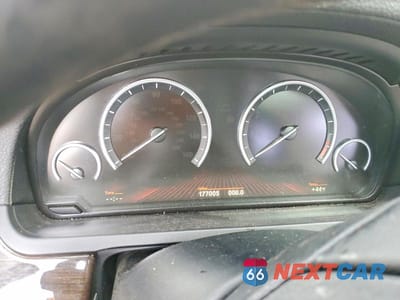 Zdjęcie 9 z 12 samochodu: 2010 BMW 750 LI XDRIVE VIN:WBAKC8C5XAC430220 - miniatura