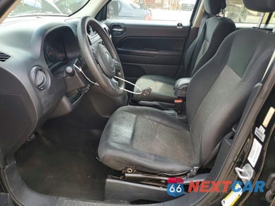 Zdjęcie 7 z 12 samochodu: 2012 JEEP PATRIOT SPORT VIN:1C4NJPBA9CD568939 - miniatura