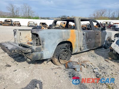 Trzecie zdjęcie samochodu z tyłu: 2022 RAM 1500 LARAMIE VIN:1C6RREJT7NN219803 - miniatura