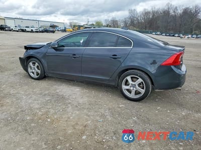 Drugie zdjęcie samochodu z przodu: 2013 VOLVO S60 T5 VIN:YV1612FSXD2204028 - miniatura