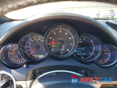 Zdjęcie 9 z 13 samochodu: 2016 PORSCHE CAYENNE VIN:WP1AA2A21GKA15097 - miniatura