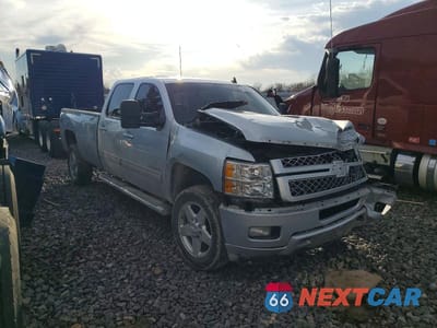 2014 CHEVROLET SILVERADO K3500 LT 1GC4K0C87EF111212 - główne zdjęcie licytacji z USA - miniatura