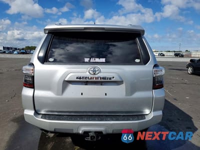 Zdjęcie 6 z 13 samochodu: 2017 TOYOTA 4RUNNER SR5 PREMIUM VIN:JTEBU5JR7H5417276 - miniatura