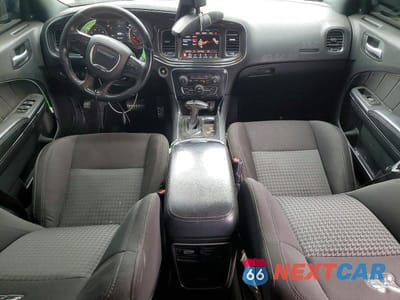 Zdjęcie 8 z 12 samochodu: 2019 DODGE CHARGER SCAT PACK VIN:2C3CDXGJ3KH662697 - miniatura
