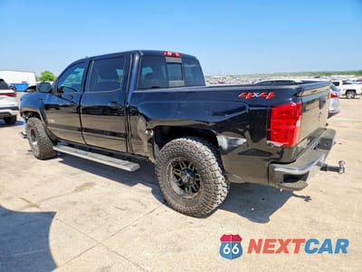 Drugie zdjęcie samochodu z przodu: 2018 CHEVROLET SILVERADO K1500 LT VIN:3GCUKREC8JG534945 - miniatura