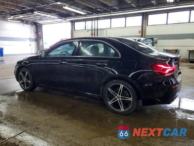 Drugie zdjęcie samochodu z przodu: 2019 MERCEDES-BENZ A 220 4MATIC VIN:WDD3G4FB7KW023550 - miniatura