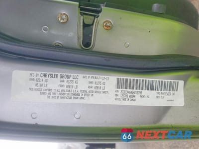 Zdjęcie 12 z 13 samochodu: 2014 CHRYSLER 300 VIN:2C3CCAAG4EH212798 - miniatura