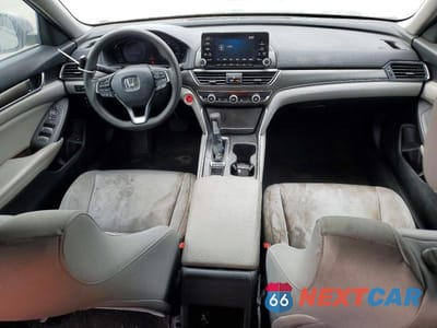 Zdjęcie 8 z 12 samochodu: 2019 HONDA ACCORD LX VIN:1HGCV1F14KA027950 - miniatura