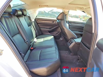 Zdjęcie 10 z 12 samochodu: 2020 HONDA ACCORD TOURING VIN:1HGCV2F9XLA029747 - miniatura