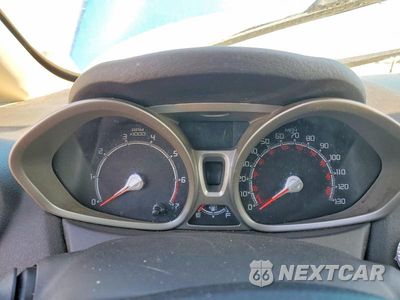 Zdjęcie 9 z 12 samochodu: 2013 FORD FIESTA TITANIUM VIN:3FADP4FJ6DM103937 - miniatura