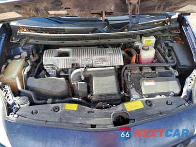 Zdjęcie 11 z 12 samochodu: 2014 TOYOTA PRIUS FOUR VIN:JTDKN3DU2E0374142 - miniatura