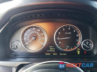 Zdjęcie 9 z 13 samochodu: 2014 BMW X5 SDRIVE35I VIN:5UXKR2C55E0H33851 - miniatura